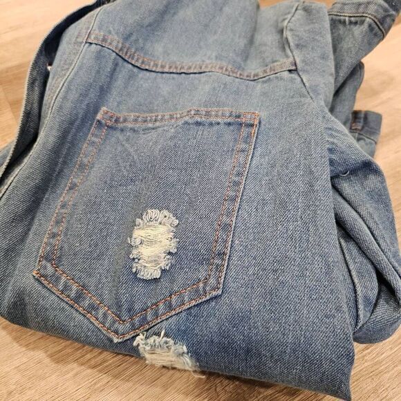 Pol Women's Distressed Denim Size Medium Jean Jacket - Picture 14 of 14
